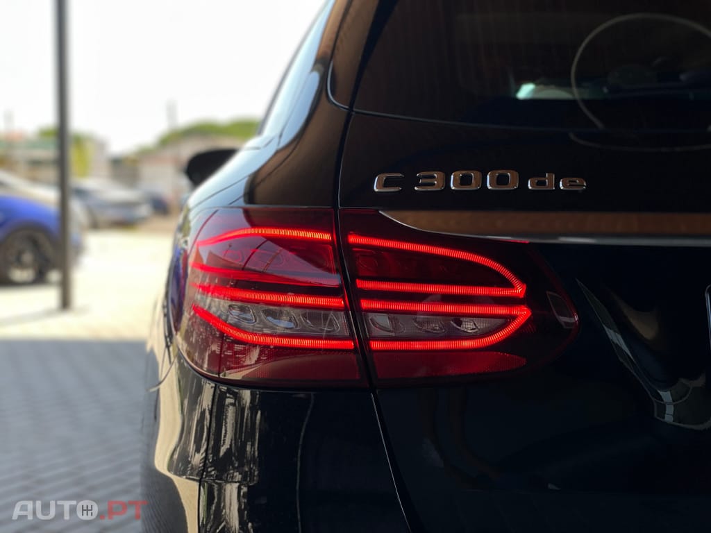 Mercedes-Benz C 300 de AMG Line