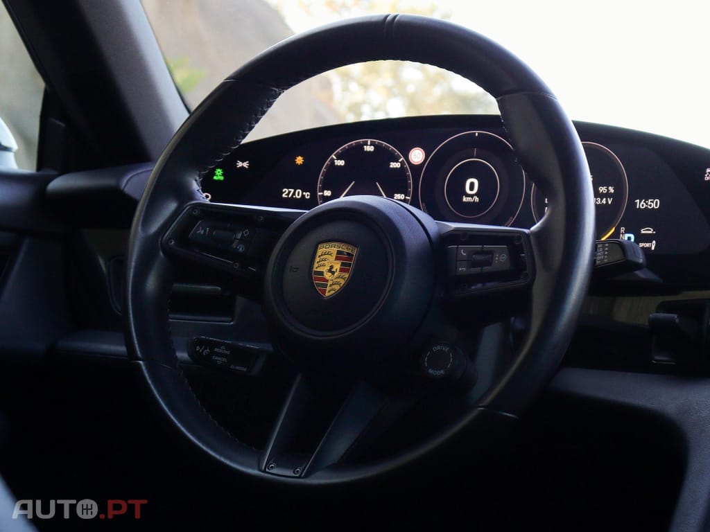 Porsche Taycan 4S bateria Performance Plus