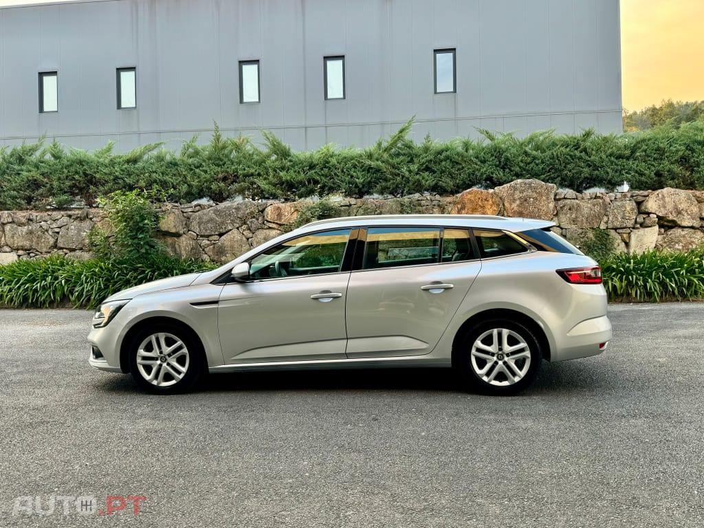 Renault Mégane Sport Tourer 1.5 Blue dCi Zen