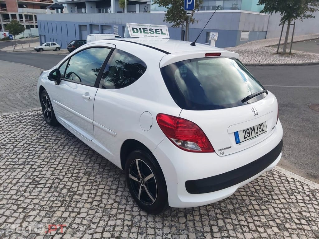 Peugeot 207 1.4 HDI PACK CLIM