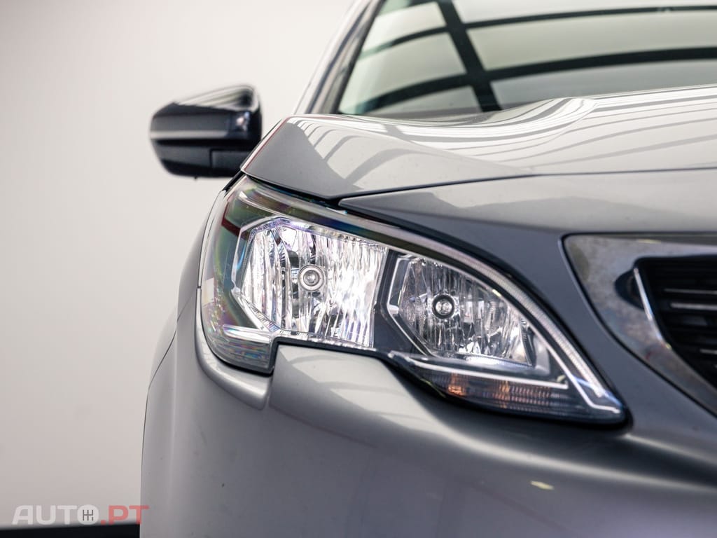 Peugeot 5008 1.6 BlueHDi Allure J18