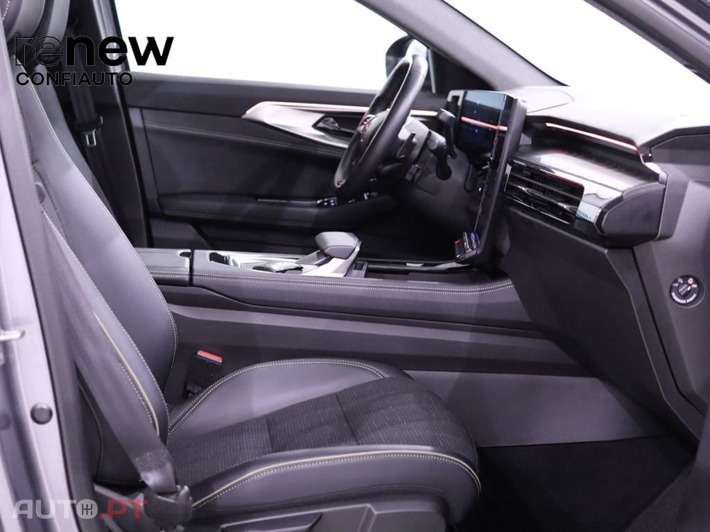 Renault Austral 1.3 Mild Hybrid Iconic Auto