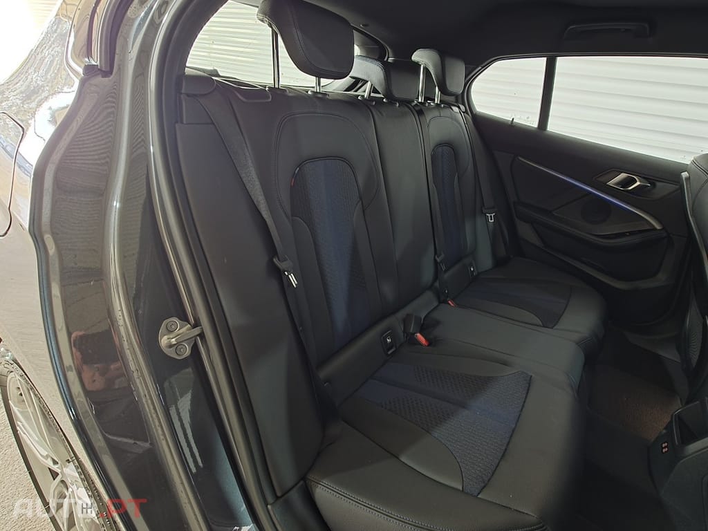 BMW 116 d Pack Desportivo M