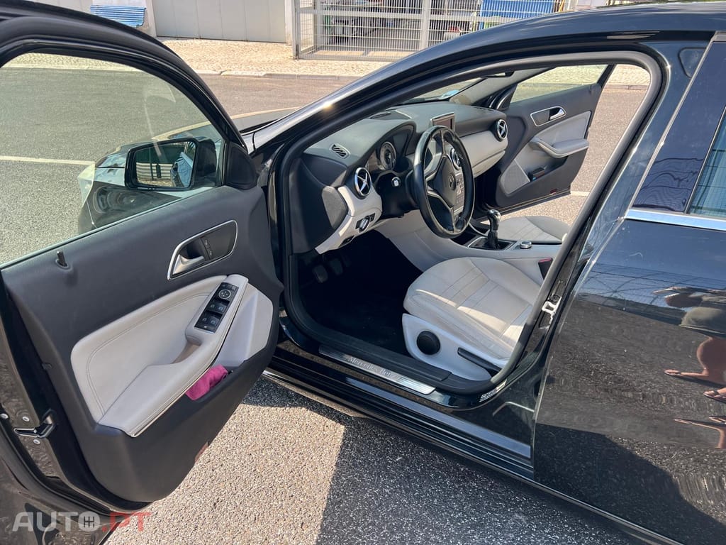 Mercedes-Benz 180 class A