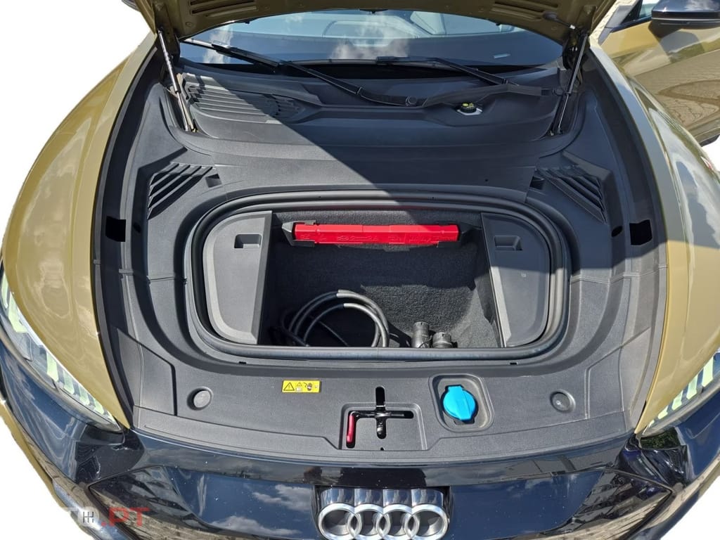 Audi E-Tron GT quattro