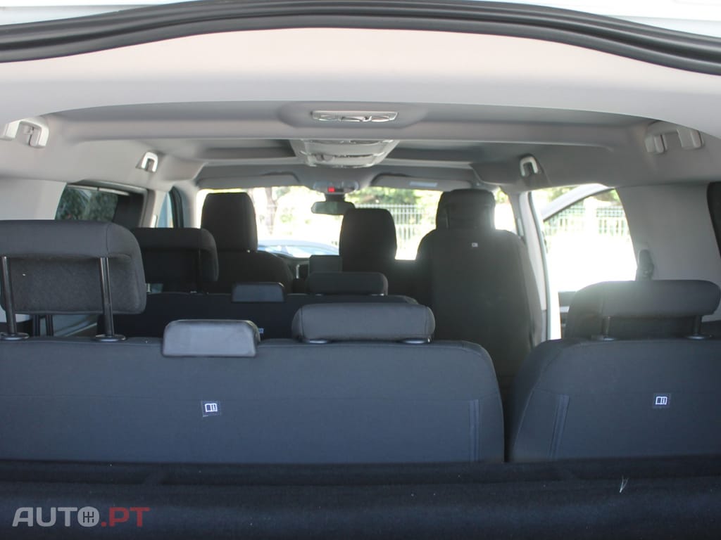 Peugeot Traveller 1.6 BlueHDi L2H1 Business Standard