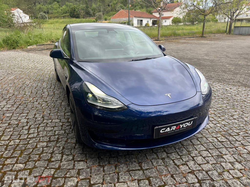 Tesla Model 3 Standard Range Plus RWD