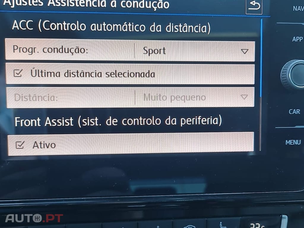 Volkswagen Golf 1.6 TDI R-Line DSG