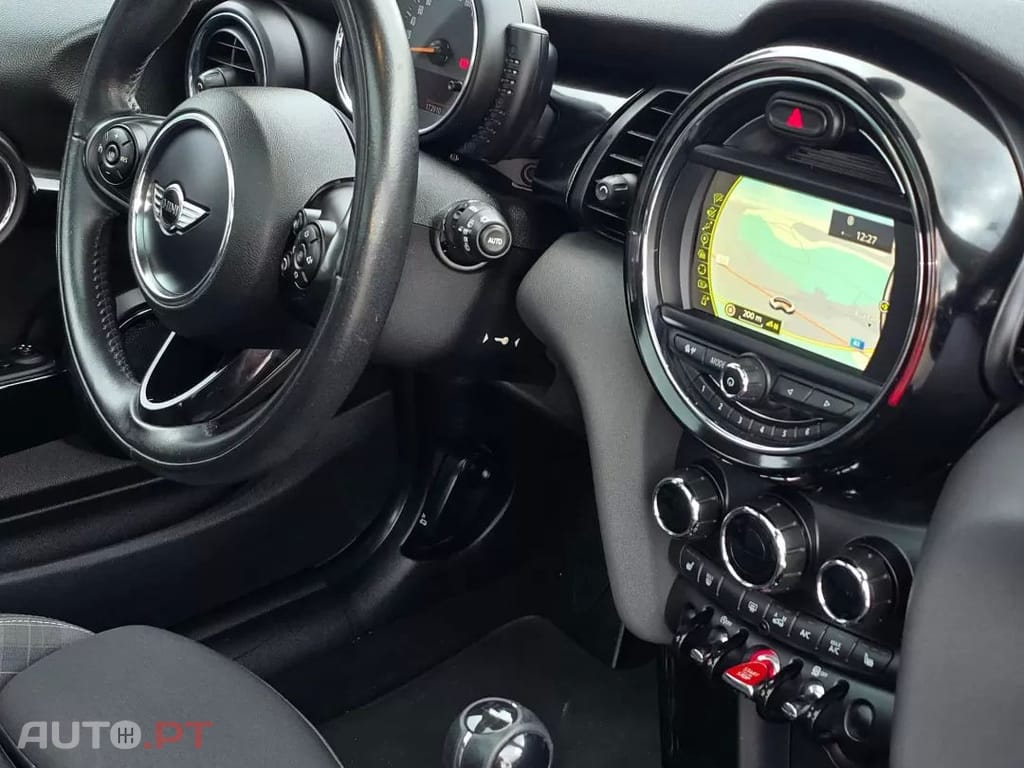 MINI Cooper COOPER D