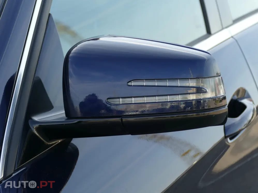 Mercedes-Benz E 220 CDi Avantgarde BE Auto.