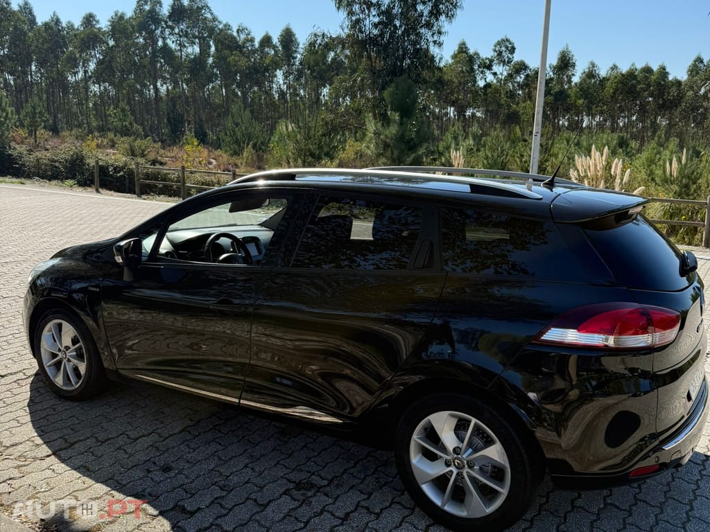 Renault Clio Sport Tourer Dci limited