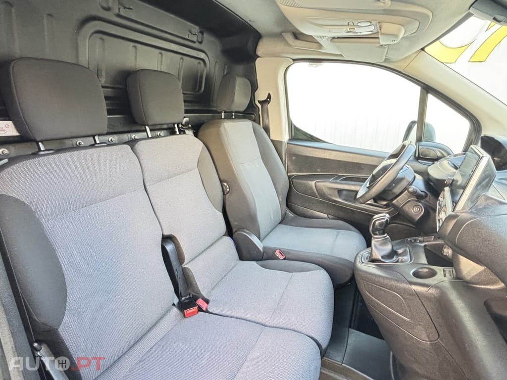 Peugeot Partner 1.5 BlueHDi Premium Standard