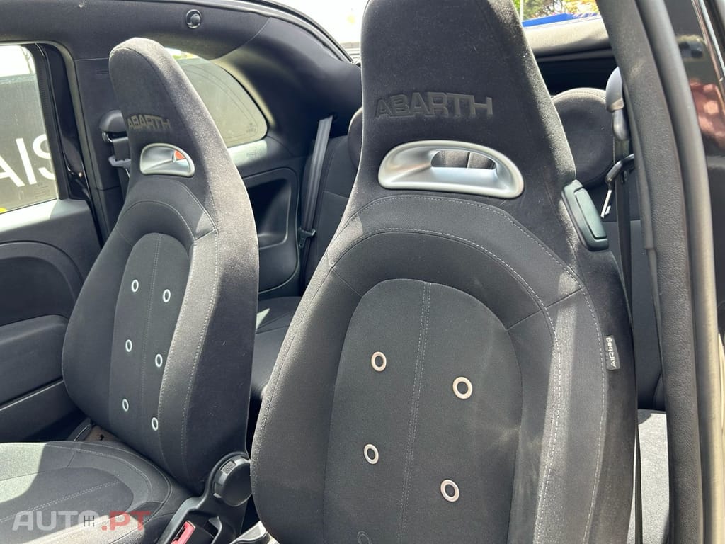 Abarth 595C 1.4 T-Jet Pista