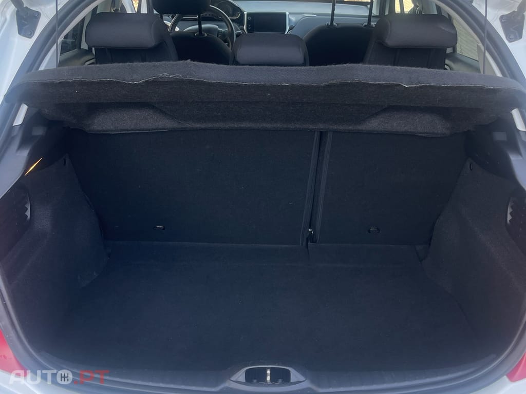 Peugeot 208 1.2 VTi Style