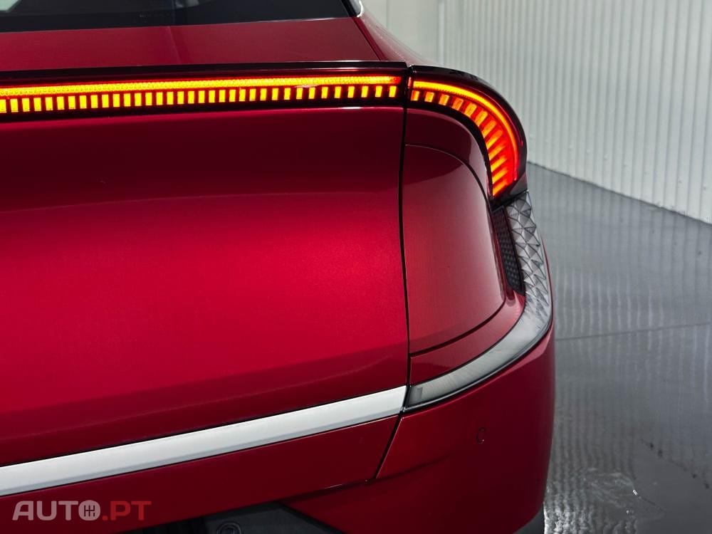 Kia EV6 77.4 kWh Tech