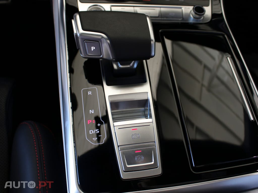 Audi Q8 55 TFSIe quattro Tiptronic