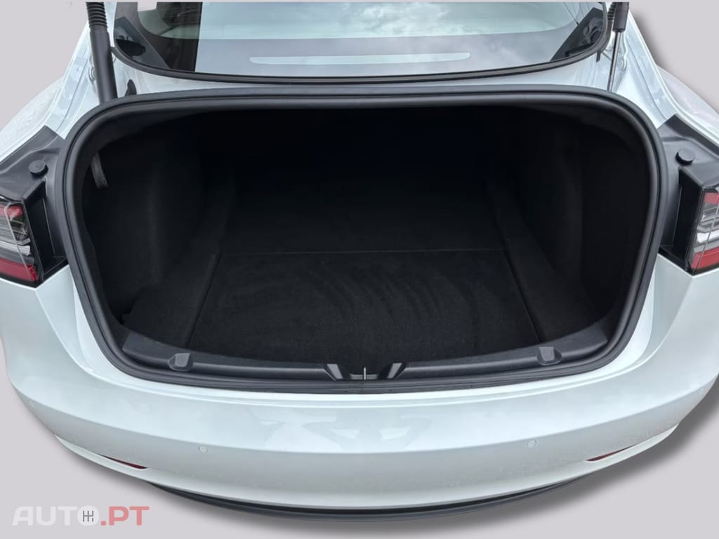 Tesla Model 3  Long Performance Dual I.V.A DEDUTÍVEL