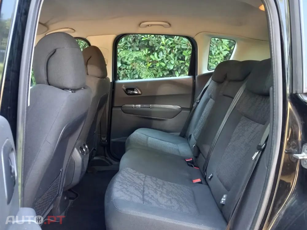 Peugeot 3008 1.6 HDi Allure