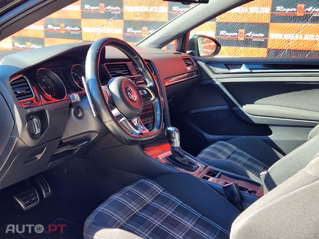 Volkswagen Golf 2.0 TDi GTD DSG