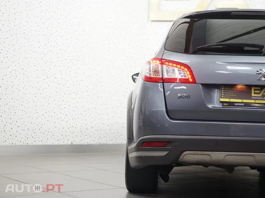 Peugeot 508 RXH 2.0 HDi Hybrid4 2-Tronic