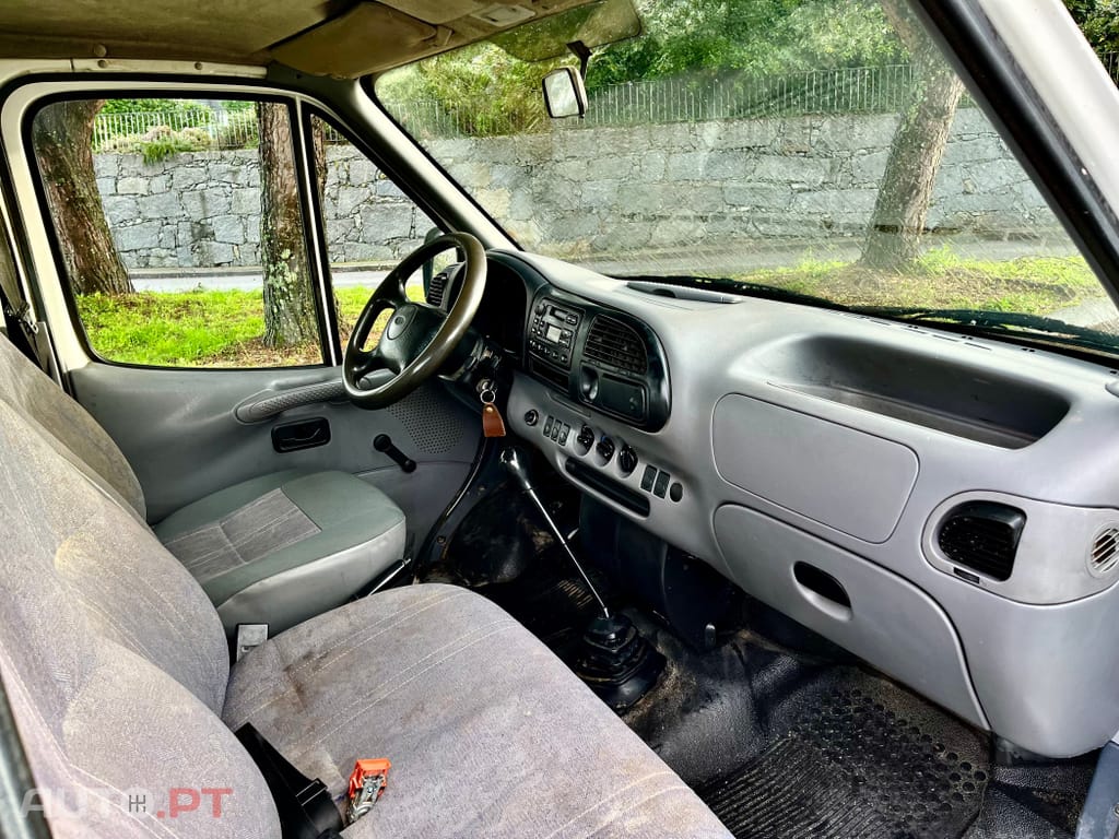 Ford Transit 7 lugares