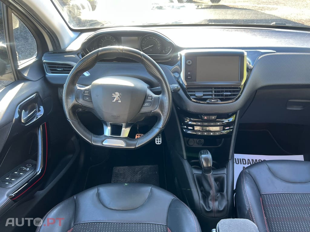 Peugeot 208 1.2 PureTech GT Line