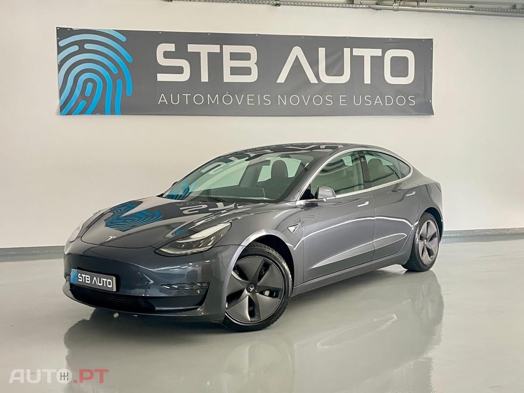 Tesla Model 3 Long-Range Dual Motor AWD
