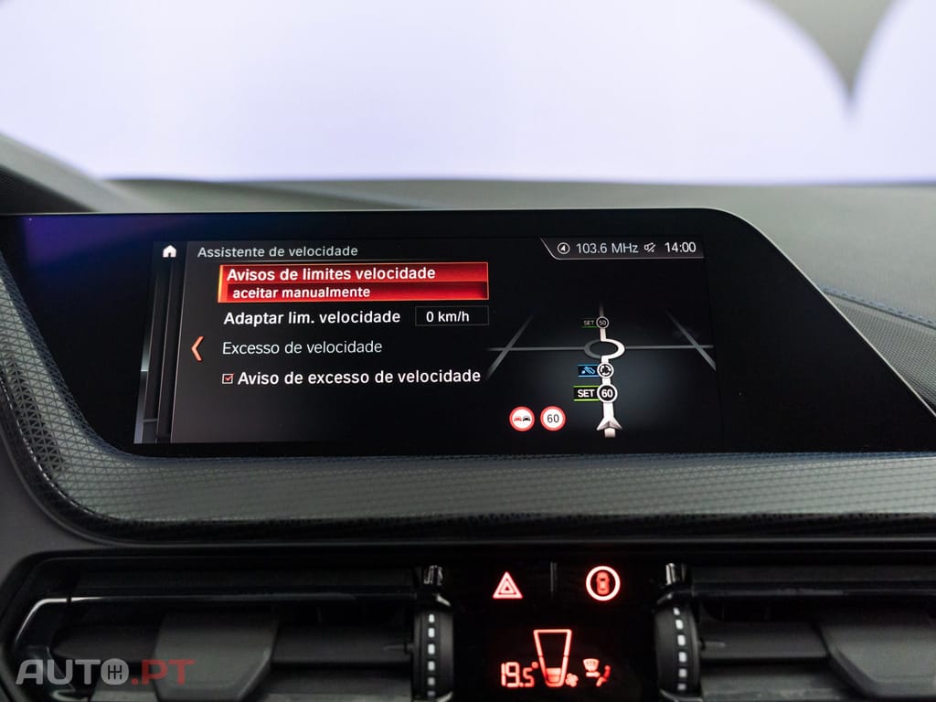 BMW 116 d Pack Desportivo M