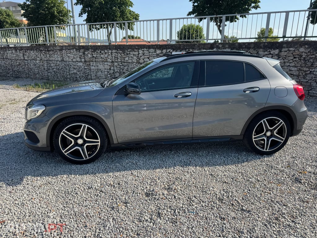 Mercedes-Benz GLA 220 CDi AMG Line