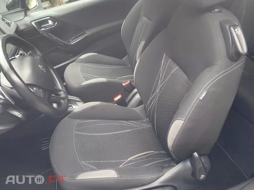 Peugeot 208 1.4 HDi Active