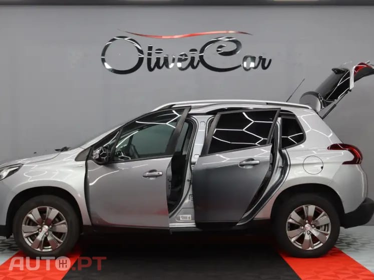 Peugeot 2008 1.5 BlueHDi Style — fotografia 7