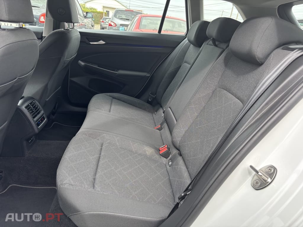 Volkswagen Golf Variant 2.0 TDi