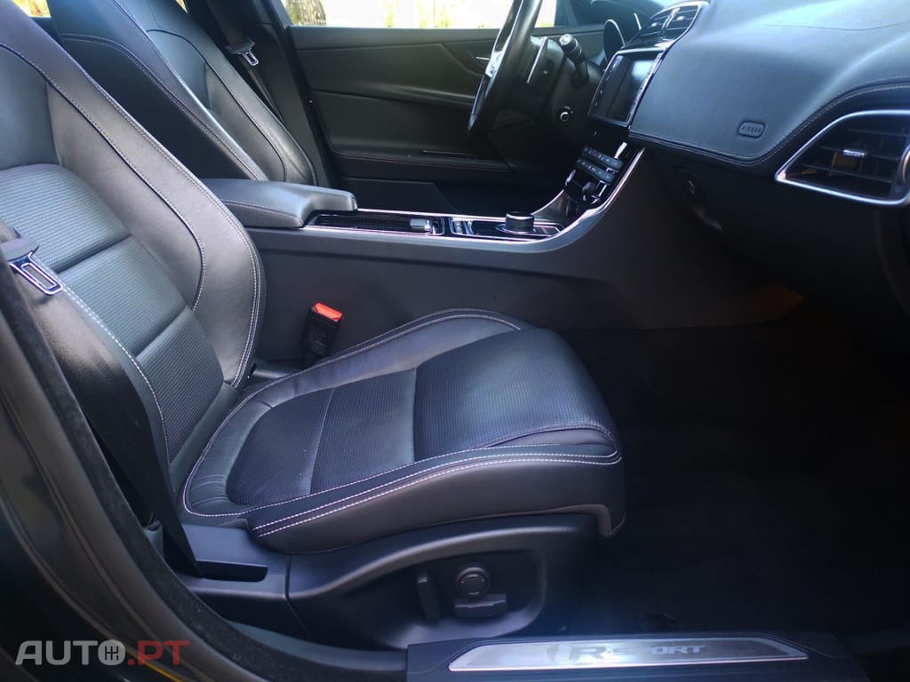 Jaguar XE 2.0 D R-Sport Aut.