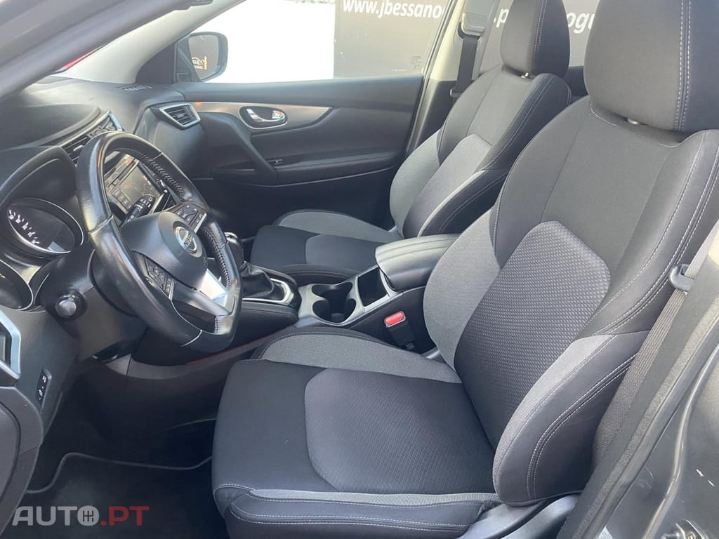 Nissan Qashqai 1.5 dCi N-Connecta DCT