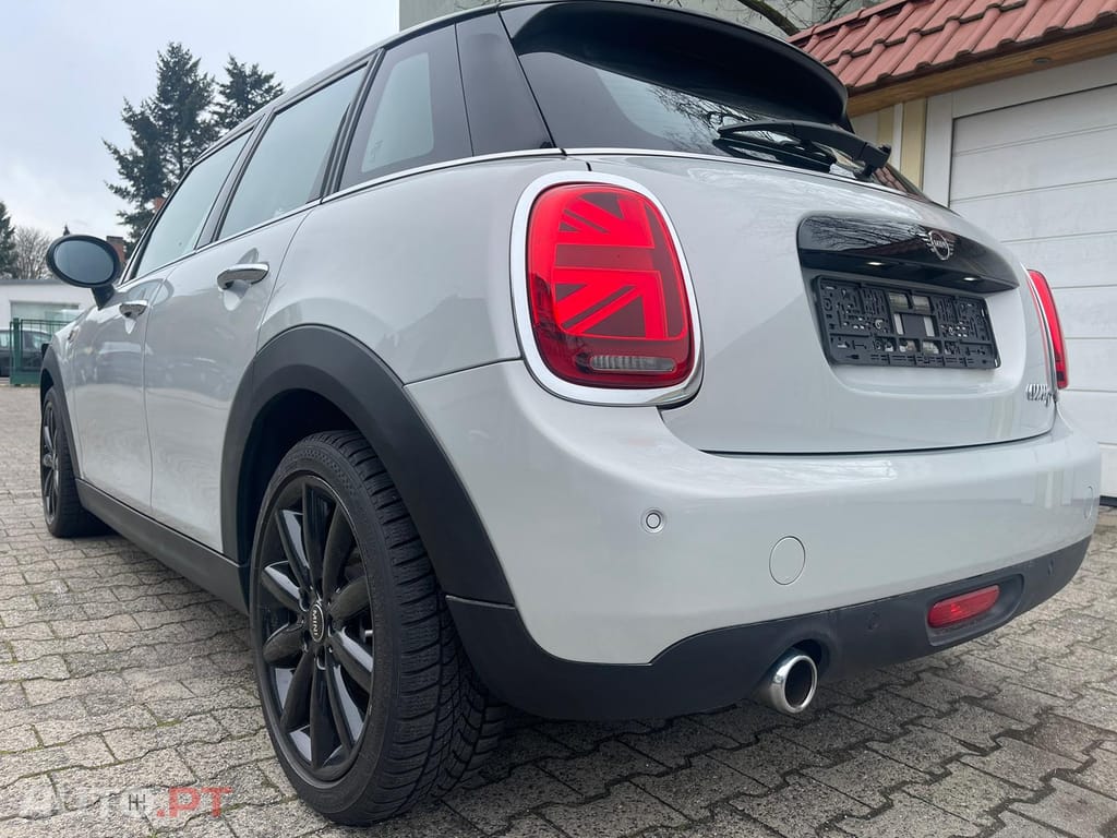 MINI Cooper Cooper D