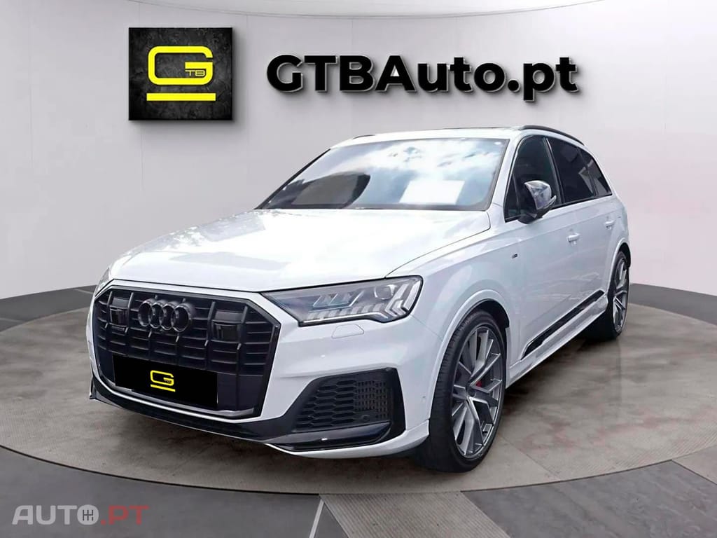 Audi Q7 55 TFSI e S Line 