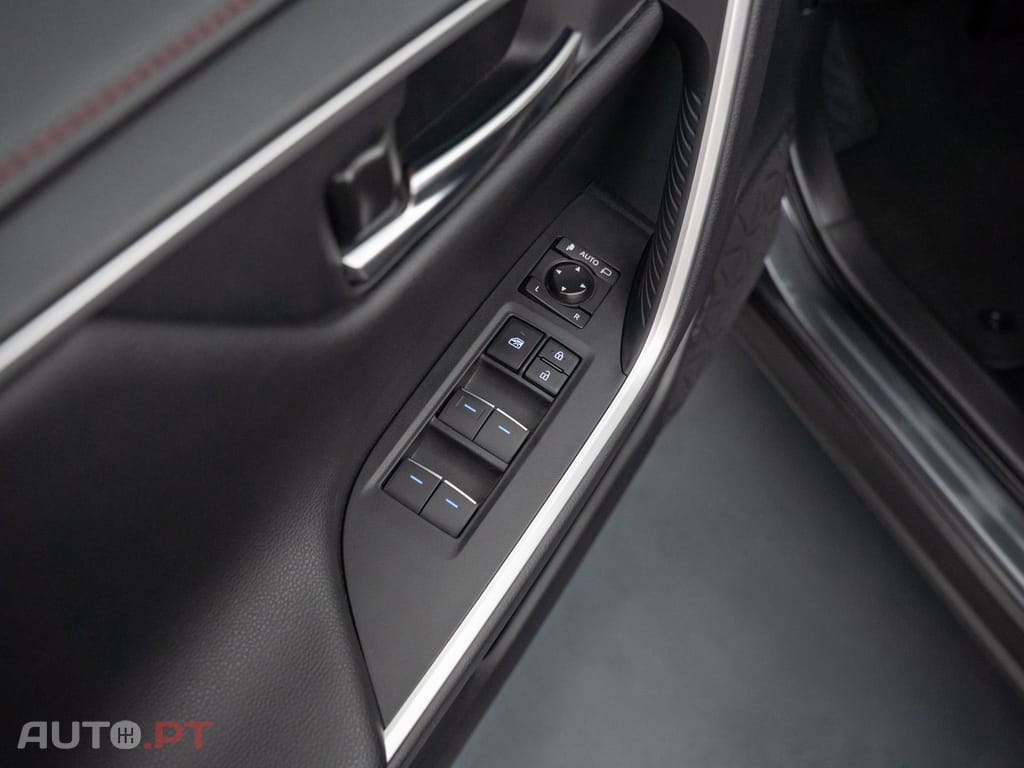 Toyota RAV4 2.5 HDF Plug-in Premium AWD-i