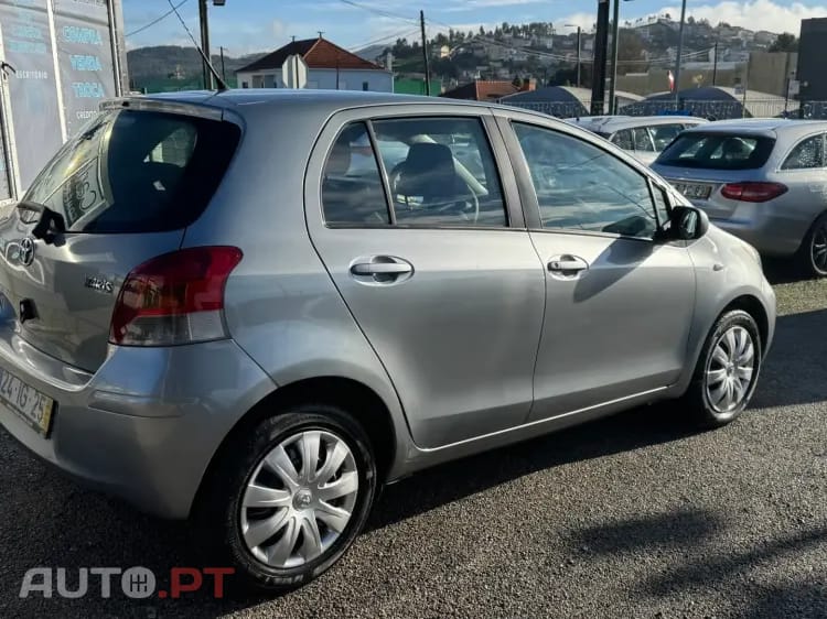 Toyota Yaris 1.0 VVT-i Comfort+AC