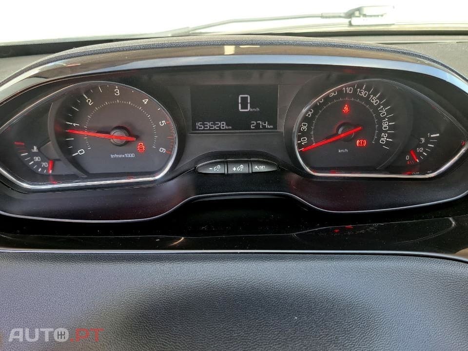 Peugeot 208 1.4 HDi SE Style