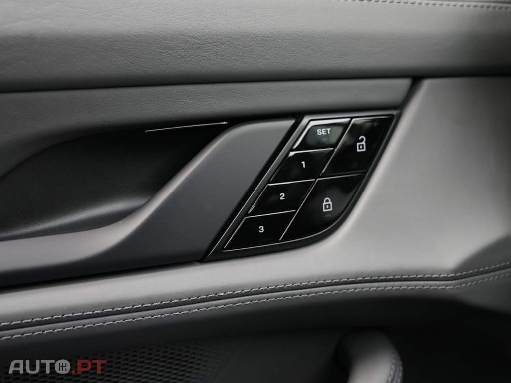 Porsche Taycan 4S Bose