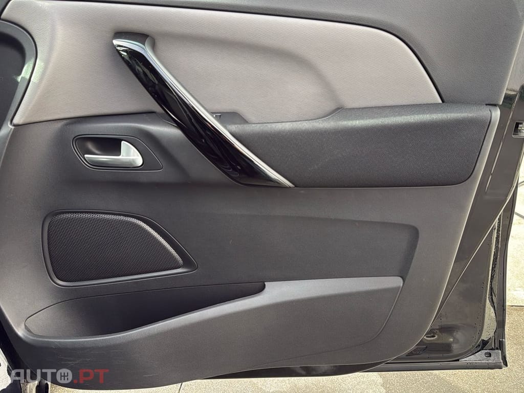 Citroen Grand C4 SpaceTourer 1.5 HDi Shine