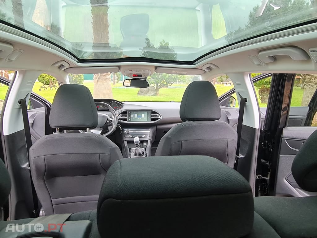 Peugeot 308 1.6 BlueHDi Allure J17