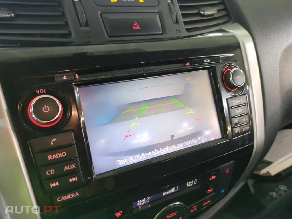 Nissan Navara 2.3 dCi CD 4WD N-Connecta