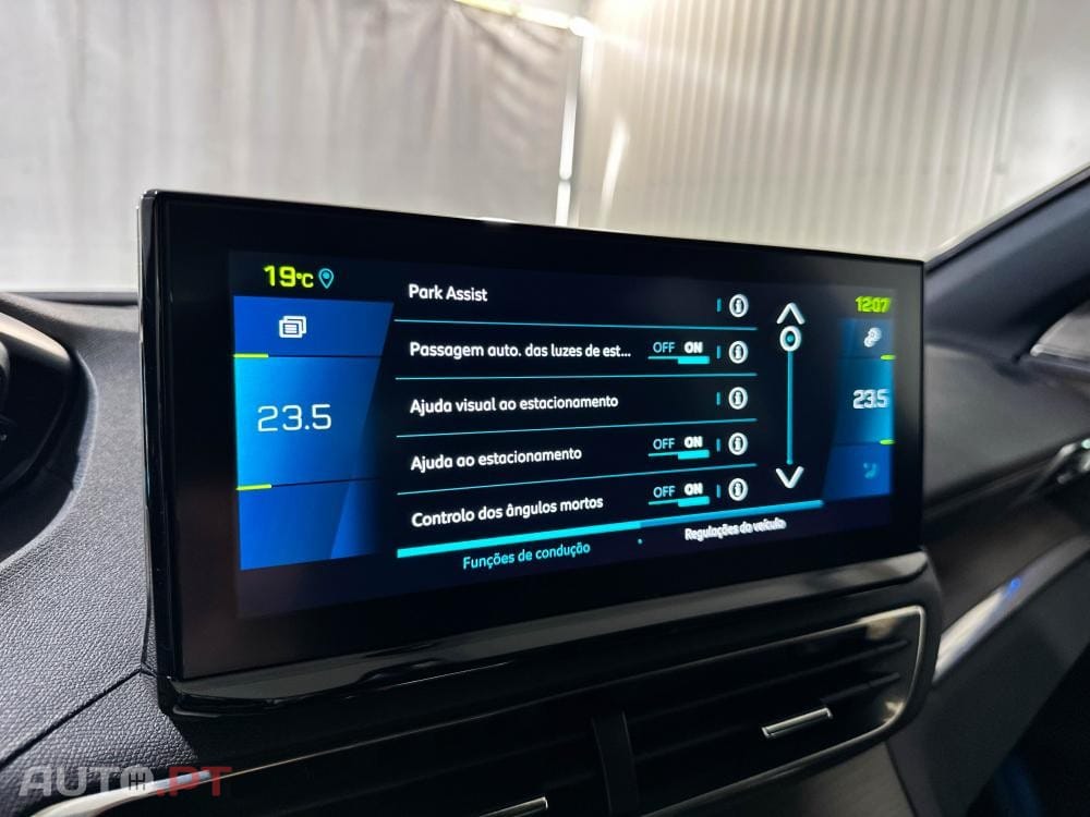 Peugeot 3008 1.6 Hybrid4 GT Pack e-EAT8