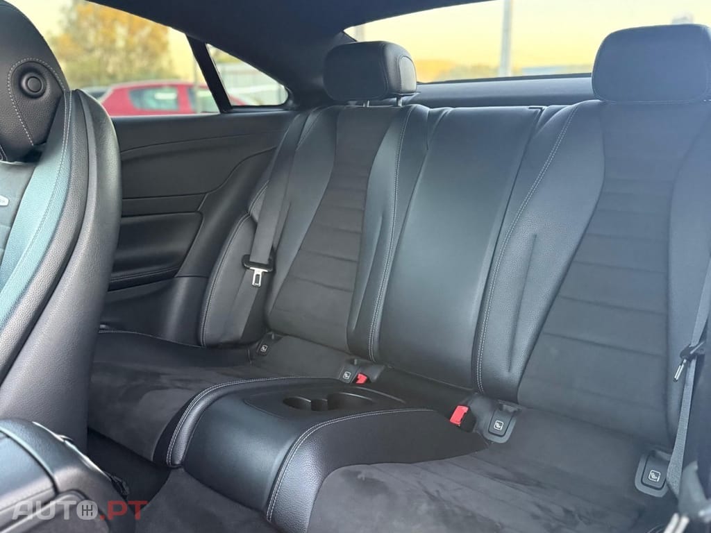 Mercedes-Benz E 220 AMG