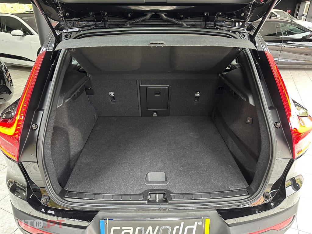 Volvo XC40 T5 PHEV Inscription Expression