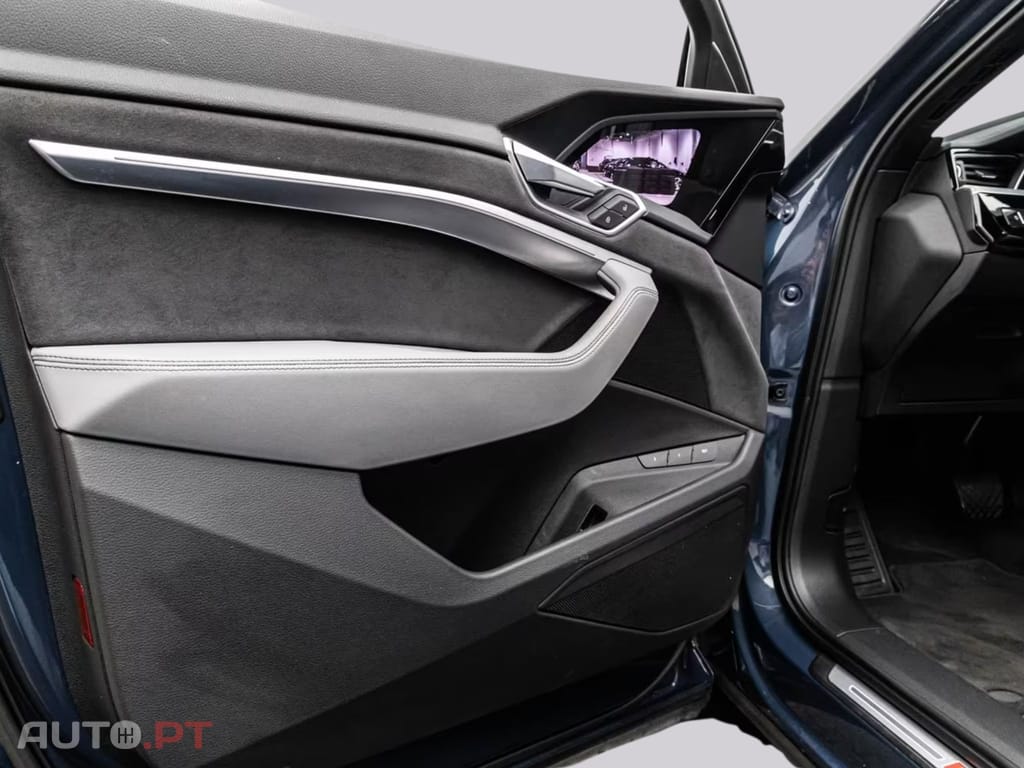 Audi E-Tron 55 Quattro S LINE I.V.A DEDUTIVEL 