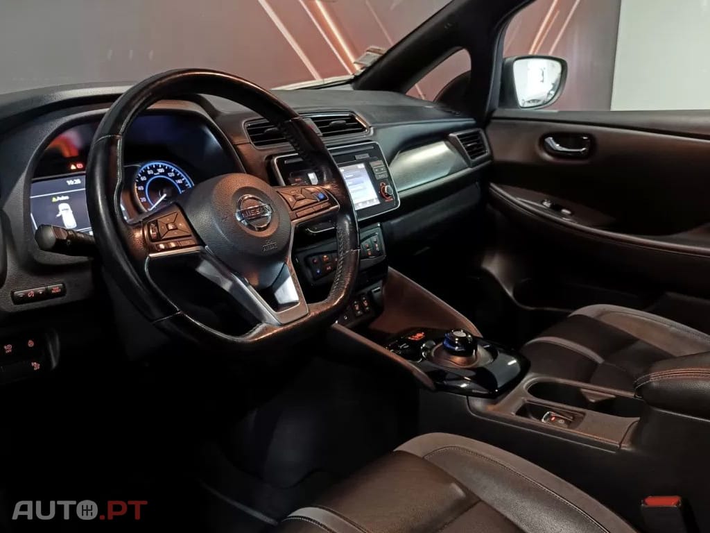 Nissan Leaf N-Connecta Full Led
