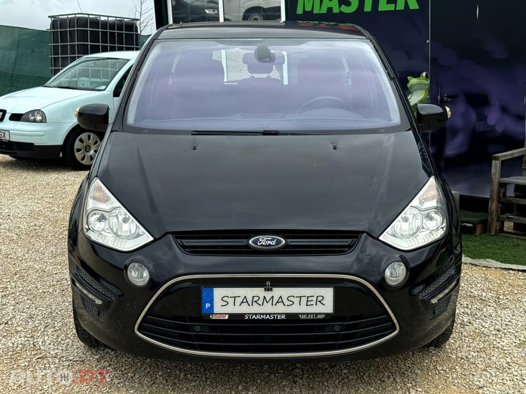 Ford S-Max 2.0 TDCi Titanium- 7 lugares- Garantia Incluída