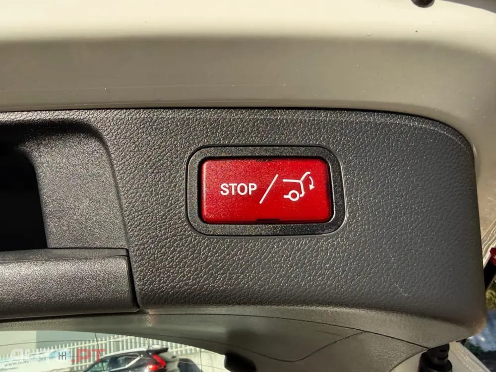 Mercedes-Benz GLA 180 d SENSATION